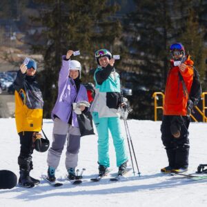 teambuilding na lyžiach